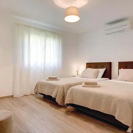 Вилла Modern In