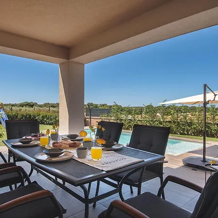 Modern In Вилла *