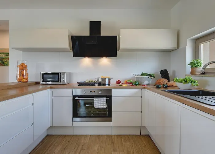 Βίλα Modern In *