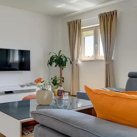 Modern In Villa *
